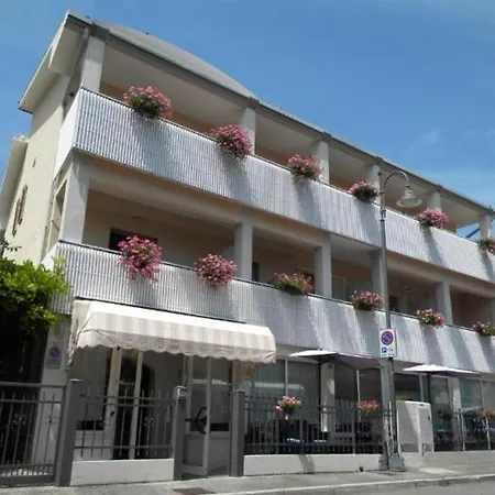 Ξενοδοχείο Eliani Γκράντο
