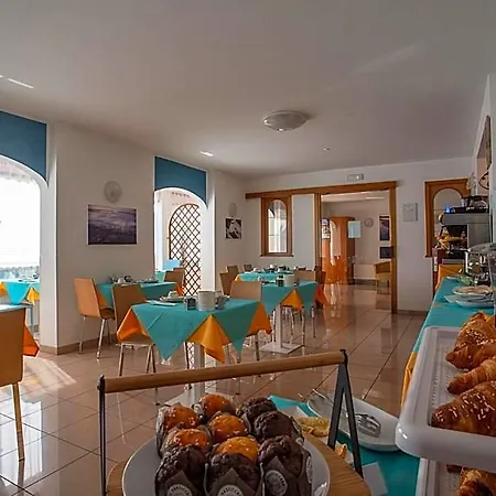 Eliani Hotel